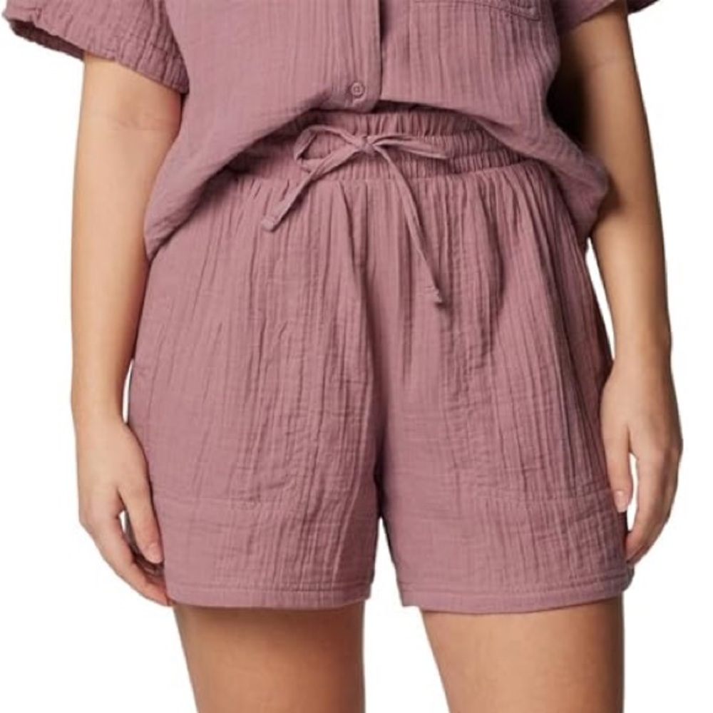NEW Columbia Womens Holly Hideaway Breezy ShortHiking Shorts Size M